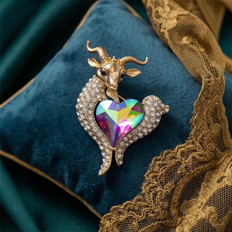 Unique Rhinestone Goat Brooch  - огляд і ціна Unique Men'S Formal Wear