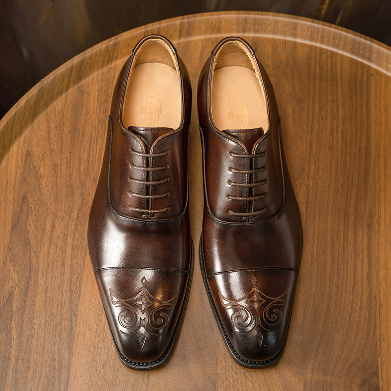Carved three-joint men's shoes - огляд і ціна Men'S Style Formal Wear
