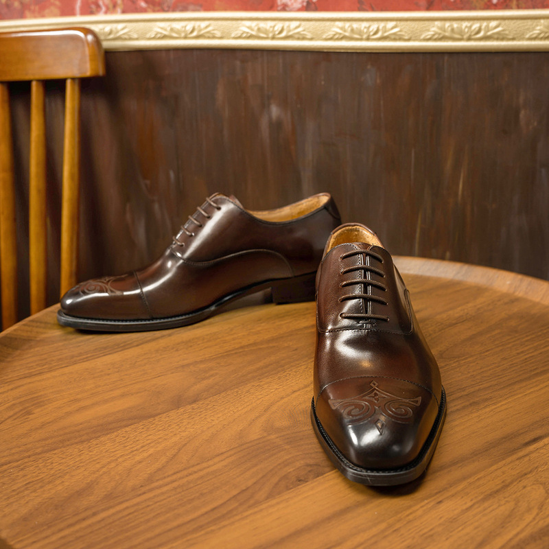 Carved three-joint men's shoes - огляд і ціна Men'S Style Formal Wear